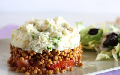 Timbal de lentejas con brandada de bacalao y tomate