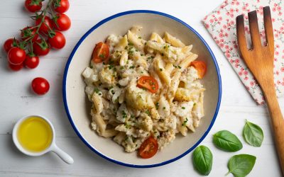 Macarrones con bacalao y coliflor